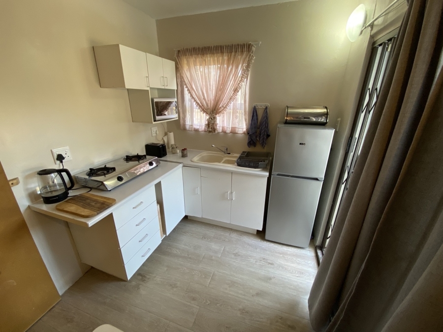 To Let 1 Bedroom Property for Rent in Plettenberg Bay Central Western Cape